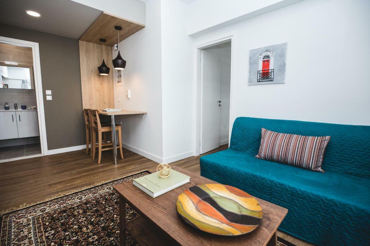 Ziva Apartment - 4Th Floor - Renovated 2019 أثينا المظهر الخارجي الصورة