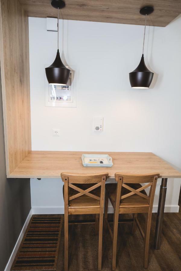 Ziva Apartment - 4Th Floor - Renovated 2019 أثينا المظهر الخارجي الصورة